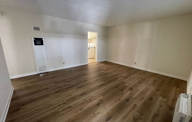 1 bed, 1 bath, 624 sqft, $1,995, Unit 122