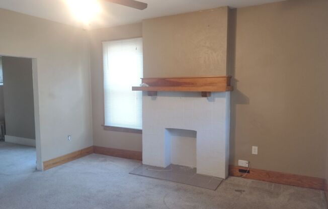 1 bed, 1 bath, 1,000 sqft, $995, Unit #2