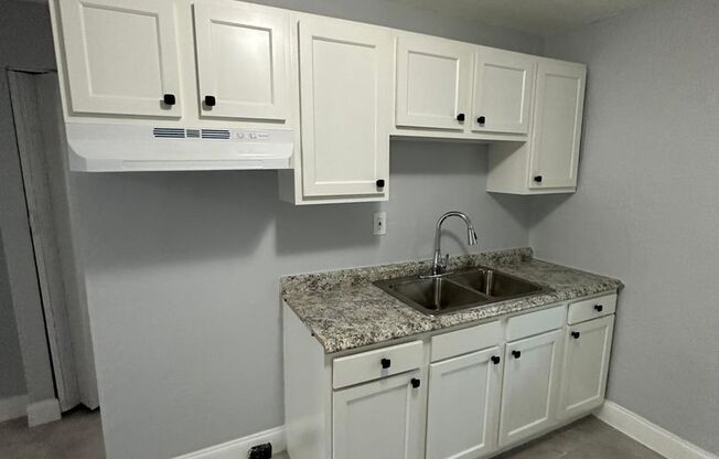 2 beds, 1 bath, 750 sqft, $950