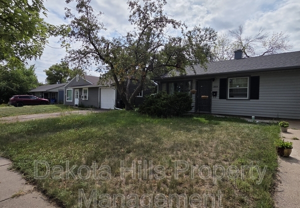 313 E TALLENT