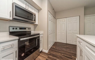 Cloverleaf Apartments