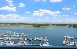 1 bed, 1 bath, 756 sqft, $2,500, Unit 720