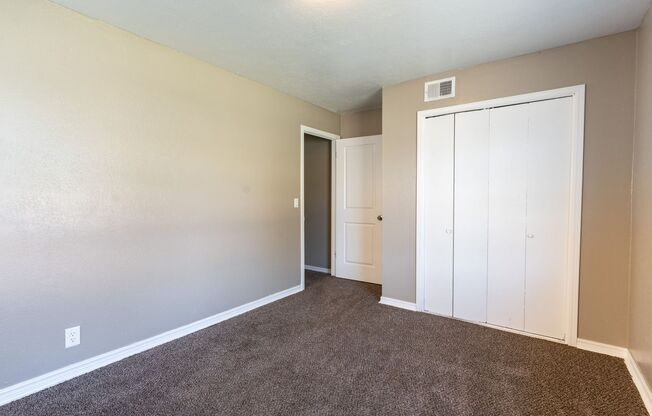 4 beds, 1 bath, $1,375