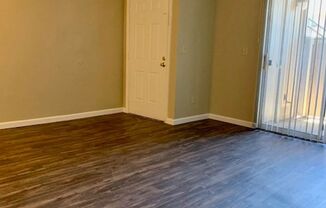 2 beds, 1 bath, 938 sqft, $1,750, Unit 303