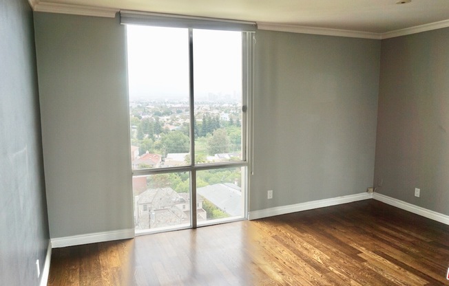 1 bed, 1 bath, 805 sqft, $3,900, Unit 1010