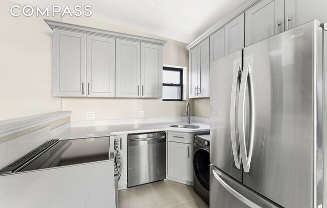 68 W 13 ST