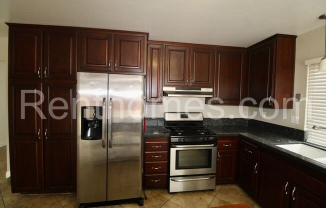 Mira Mesa, 8606 Capricorn Wy, Pool w/ Svc, Granite Counters, AC, Fireplace, Attached 2 Car Garage with Opener.