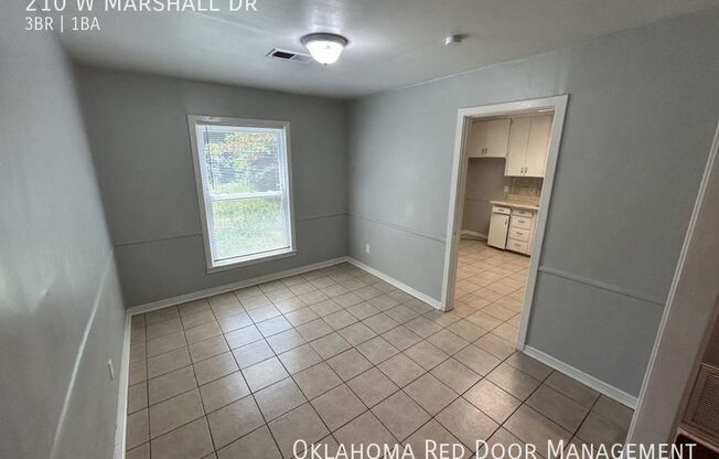 3 beds, 1 bath, 1,176 sqft, $1,050