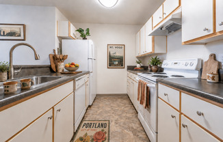 1 bed, 1 bath, $1,400, Unit 429