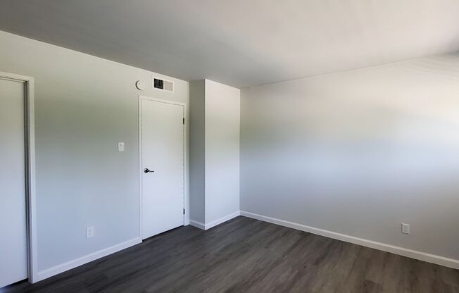 2 beds, 1.5 baths, 1,140 sqft, $1,749, Unit 1270-C