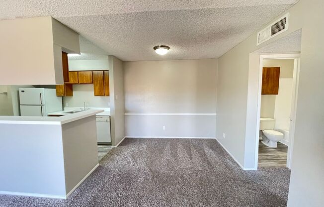 1 bed, 1 bath, 670 sqft, $805, Unit 316