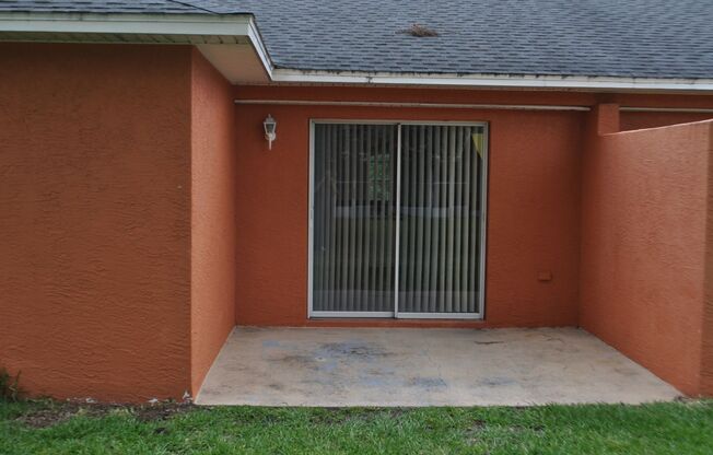 3 beds, 2 baths, $1,500