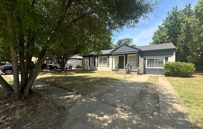 Cozy 4 Bedroom Home in Irving