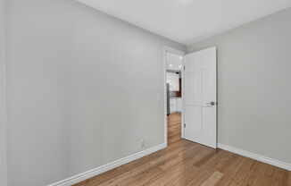 113 WAVERLY AVE