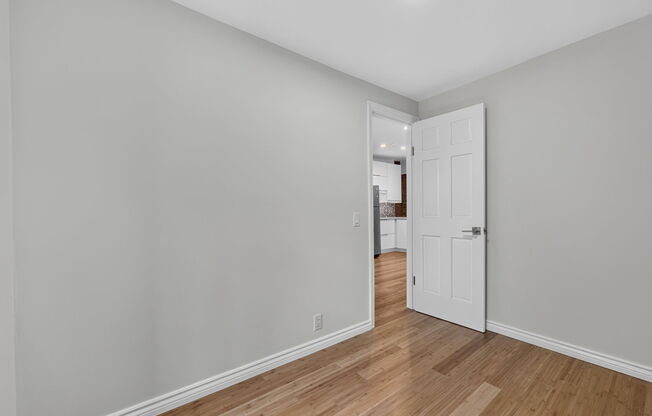 113 WAVERLY AVE