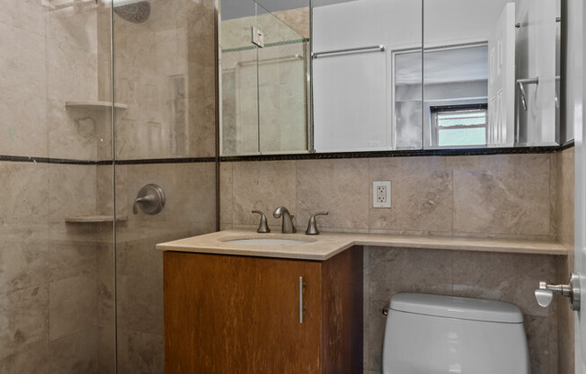 1 bed, 1 bath, 642 sqft, $4,500, Unit 15E