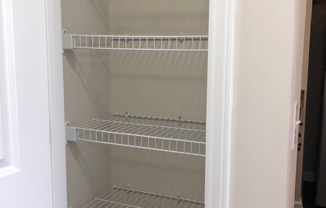 2 beds, 2 baths, 1,131 sqft, $1,425, Unit 2796-7