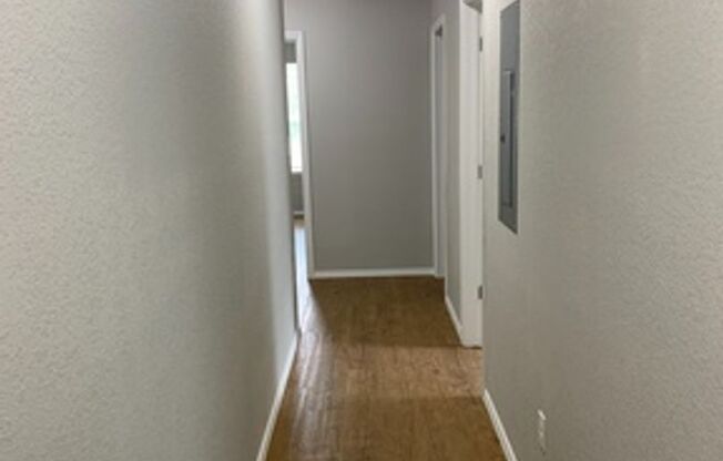 3 beds, 2.5 baths, $1,250, Unit Apartment C