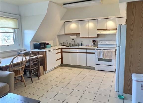 25 GARRISON RD