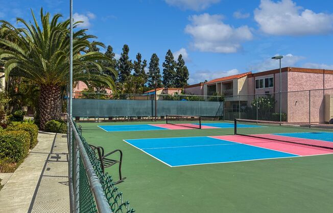 2 beds, 1 bath, 880 sqft, $2,538, Unit 007