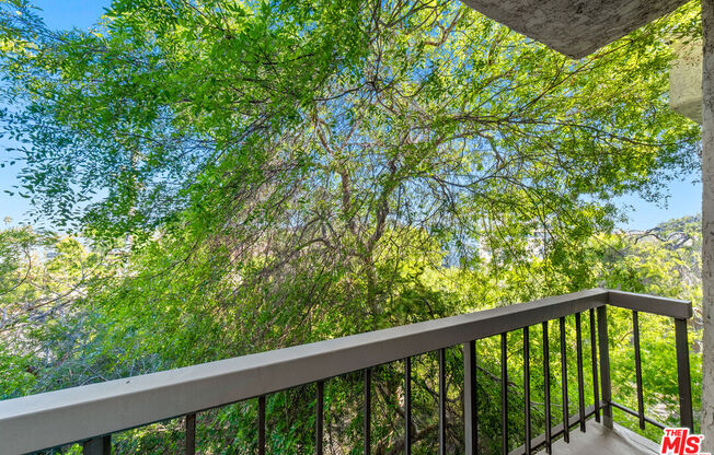 2 beds, 1.8 baths, 900 sqft, $3,899, Unit 554