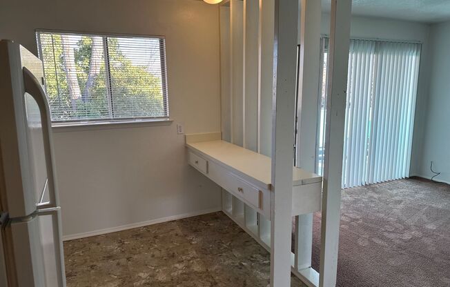 Cozy Apartments Near UNM