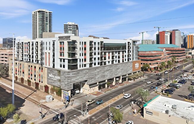 Elevate Your Urban Experience! Move in before the end of the month and get 10 weeks FREE Rent!