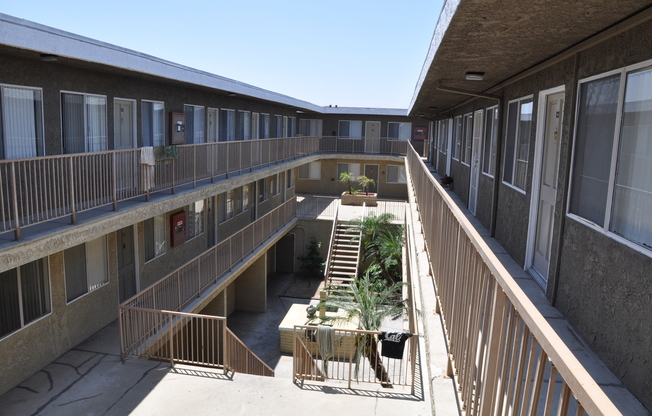 2 beds, 2 baths, 938 sqft, $2,395, Unit 0019