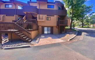 869 Pebblewood Drive