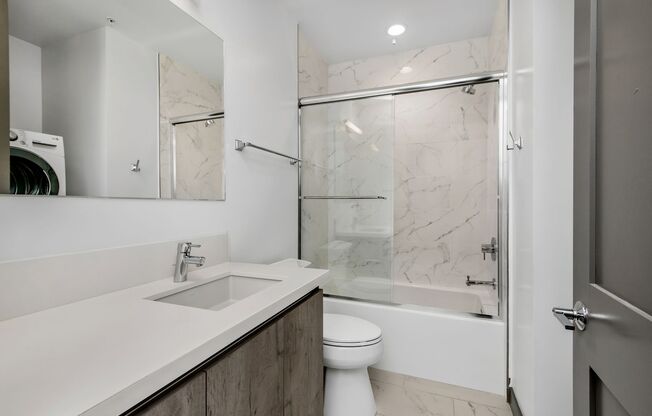 Townhomes and Studios in Culver City w/ Parking & Private Rooftop Deck!