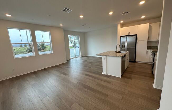 1 Year Old Lenner 3 Bedroom + Loft Condo in Wildomar