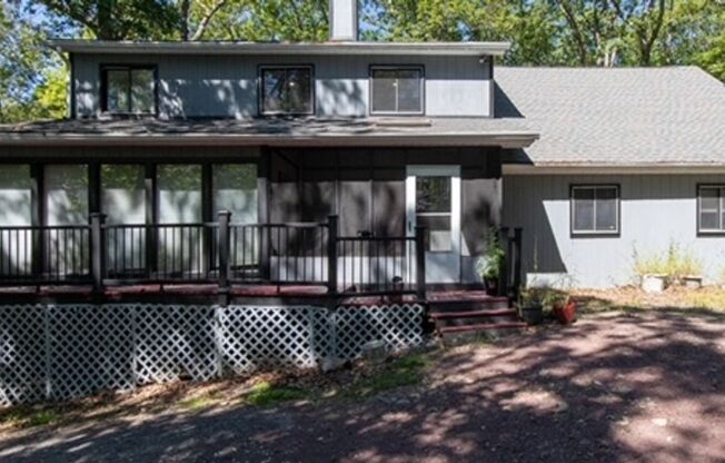 Get a Head Start on this Pocono Paradise Rental