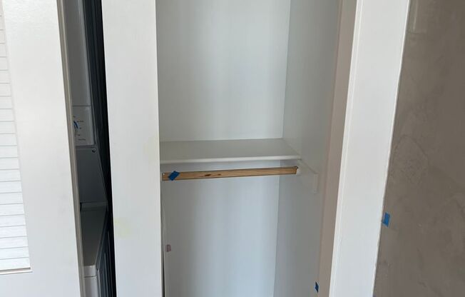 Studio, 1 bath, 422 sqft, $2,530, Unit 708