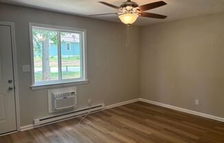 1 bed, 1 bath, $895, Unit #6