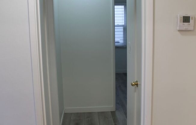 2 beds, 1 bath, $2,400