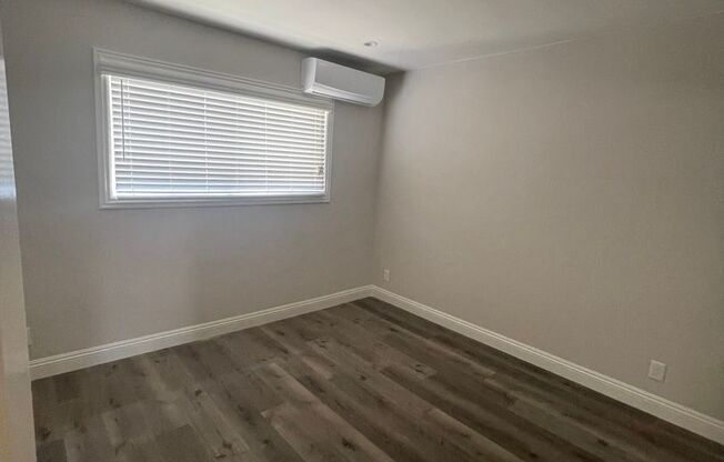 2 beds, 1 bath, 850 sqft, $2,399