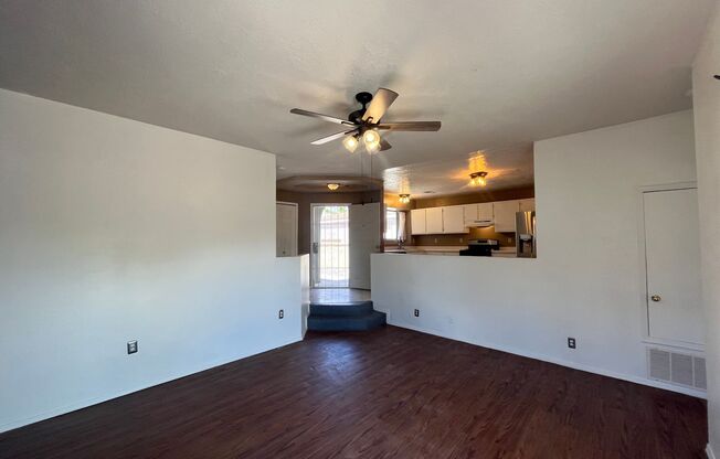 Cute 3 Bedroom 2 Bathroom Home In Rio Rancho!