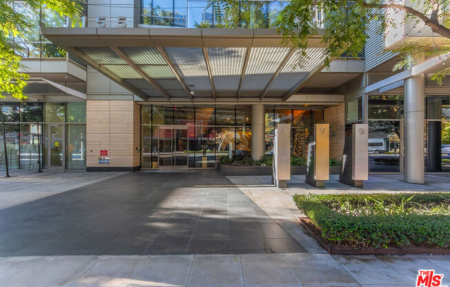 1 bed, 2 baths, 1,390 sqft, $4,000, Unit 1707