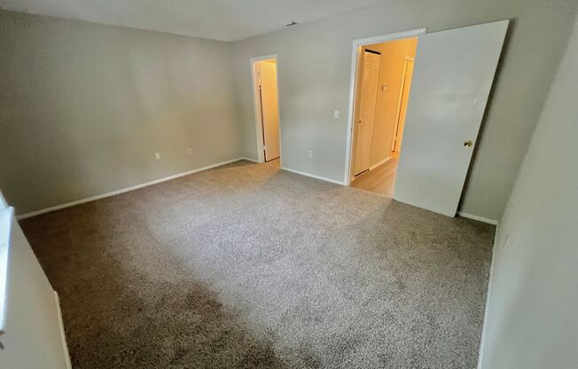 2 beds, 1.5 baths, $1,581, Unit # 10