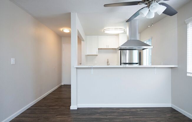 3 beds, 2 baths, 1,180 sqft, $3,495, Unit 65-07