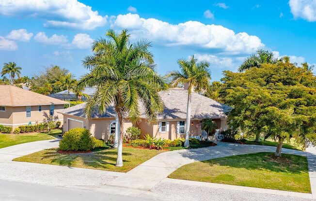 Beautiful Home in Desirable Marco Island