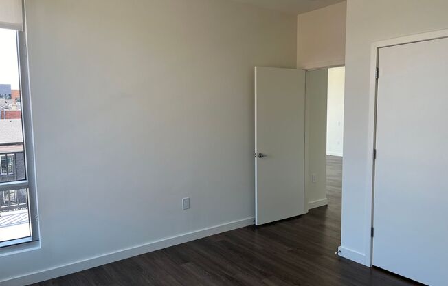 1 bed, 1 bath, 583 sqft, $1,660, Unit 414