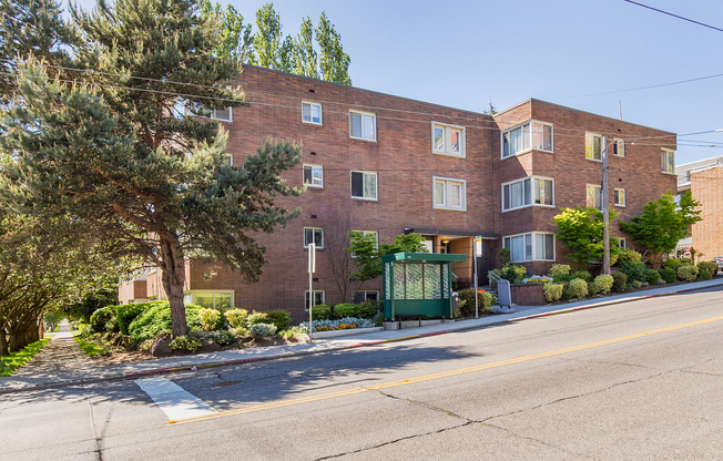 1 bed, 1 bath, 588 sqft, $1,595, Unit 106