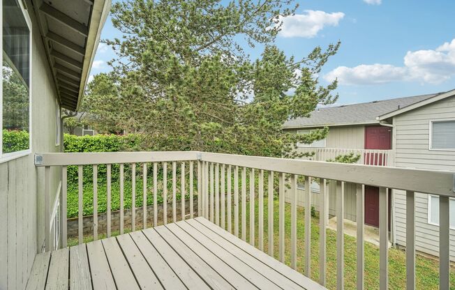 3 beds, 2 baths, 1,261 sqft, $2,249, Unit I-48