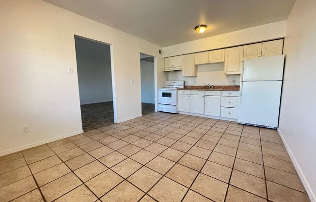 Valle del Sol Apartments