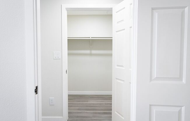 3 beds, 2 baths, 1,450 sqft, $3,898, Unit 201