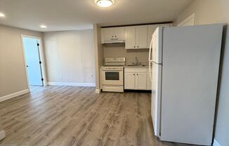 2 beds, 1 bath, 800 sqft, $1,925, Unit 134-19