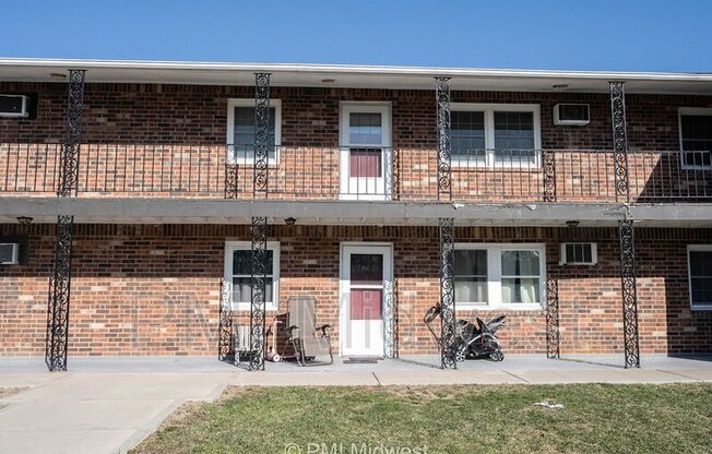 140 MAPLE PARK DR