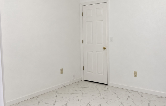 3 beds, 2 baths, $2,200