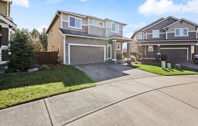 MOVE IN READY! Meridian Campus home available! Beautiful 4 bedrooms 2.5 baths. Easy JBLM commute. North Thurston School District.